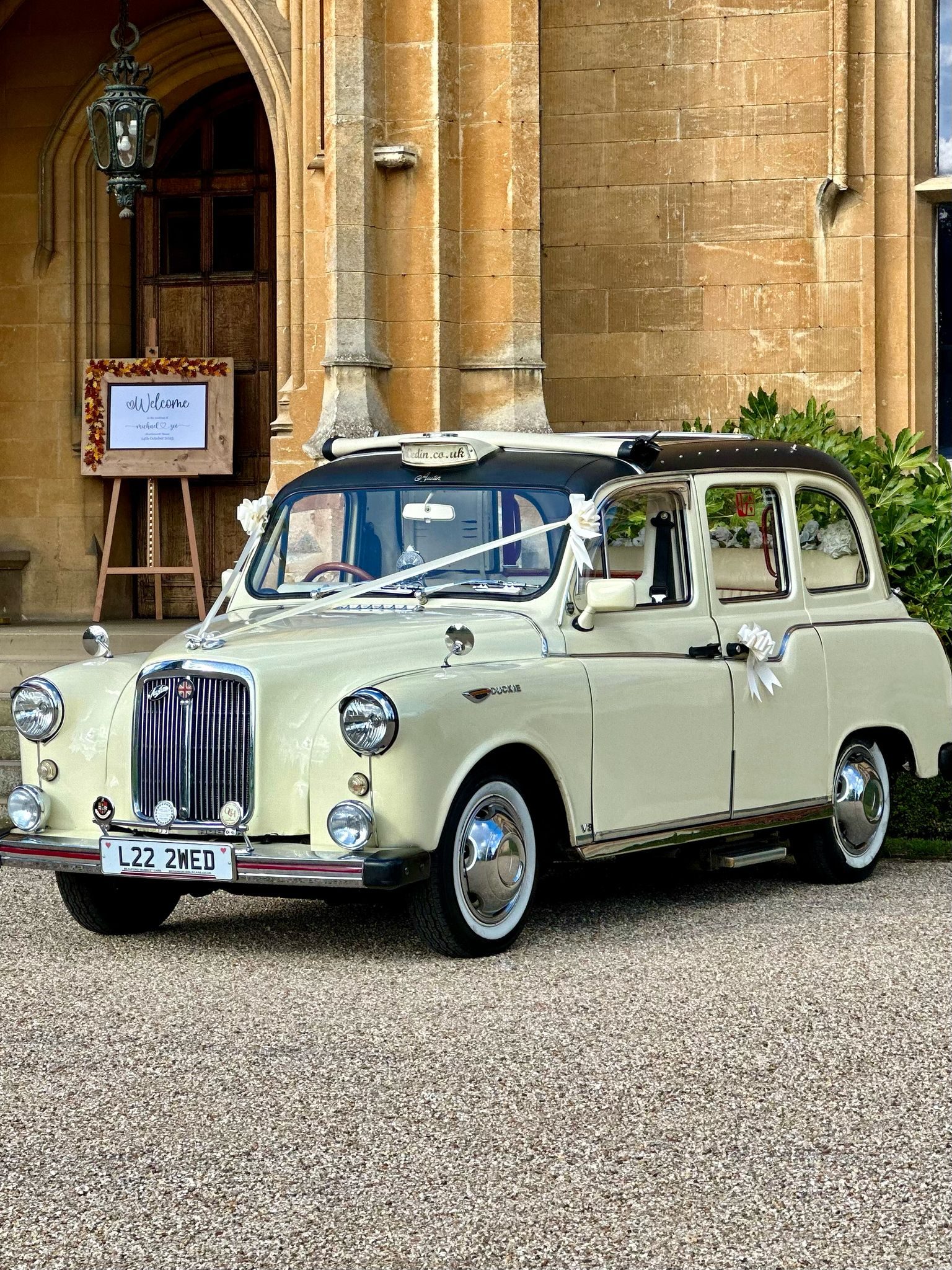 White London Taxi